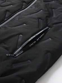 男士保暖羊羔绒背心，拉链前襟休闲无袖外套，适合秋冬季节穿着，抓绒材质