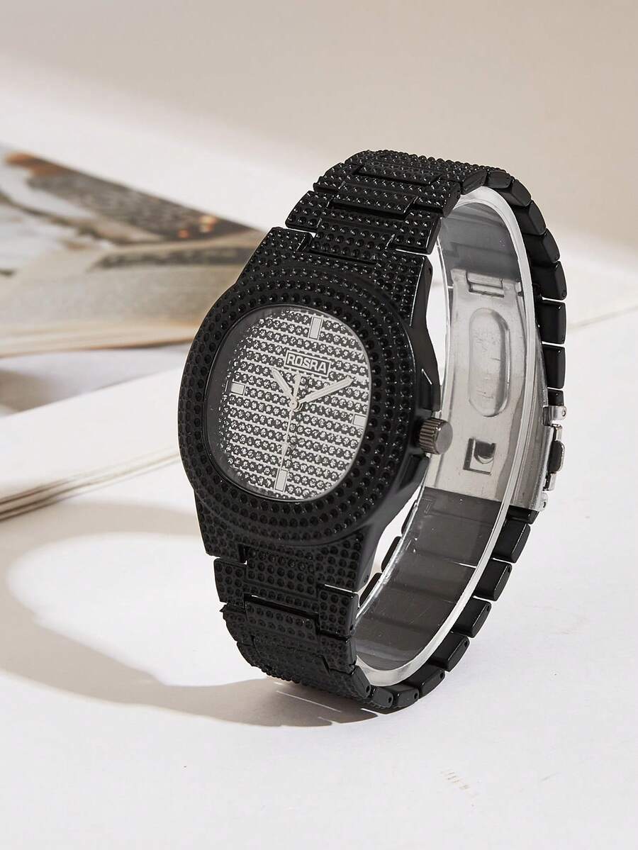 最新升级版，目前品质最高。采用方形表盘，镶钻星空图案设计，走时精准，搭载石英机芯，适合重要场合佩戴。