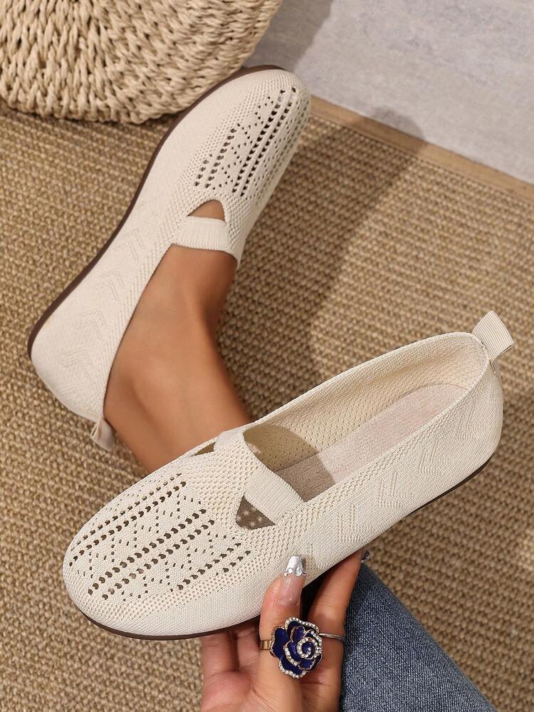女士针织镂空透气独特一脚蹬休闲平底鞋，轻松舒适，时尚，适合日常穿着 - 米色 - 查看 4