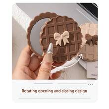 1pc Double-Sided Compact Makeup Mirror, Rotatable Portable Small Mirror For Makeup Touch-Ups, Lightweight