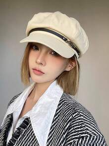 1pc Solid Color Newsboy Cap, Retro Fashion Style Cotton Material, Classic Silhouette With Black Leather Band And Metal Buckle Detail, Flattering Head Shape And Sun-Shading Function, Suitable For Spring/Autumn Daily Outings, Casual Dates And More