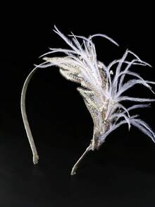 1 szt. Elegancka opaska z piórami, ozdoba do włosów, ozdoba ślubna, wianek kwiatowy na ceremonię, występ, imprezę, odpowiednia na festiwal, Dzień Matki, Miesiąc Dumy, powrót do szkoły, Wielkanoc i inne święta, opaska do włosów, obręcz do włosów