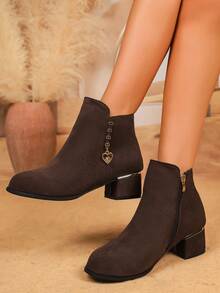 بوت الكاحل النسائية ذات الكعب المتوسط السميك من الجلد الأحمر الفاتح، بتصميم سحاب جانبي ومعلق من الراين، أنيقة وأنيقة، بوت للنساء