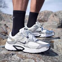 耐克男士V5 RNR复古跑步休闲运动鞋，HJ5228-104 - 白色 - 查看 4