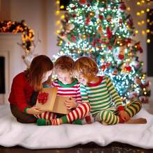 Snow Blanket, 3*8 FT Thick Xmas Fake Snow Blanket, Artificial Christmas Blanket For Christmas Village Display, Christmas Decorations, Fluffy Christmas Tree Base Cover, Winter Wonderland Decorations Home Decor Room Decor Christmas Decorations Home Christmas Gifts Christmas Decor - White - View 9