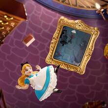 Miniso Disney Alice im Wunderland Kunstgalerie-Serie Blind Box, PVC+ABS Material, Kunstgalerie-Ölgemälde-Texturdetails, Schreibtisch-Dekoration Ornament, geeignet zum Sammeln und Verschenken (1 Stück, zufällig versendet) - Verschiedenfarbig - Übersicht 4