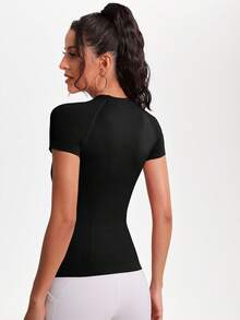 SHEIN Sports Solid Raglan Sleeve Sports Tee Fitted Shirt Compression Shirt