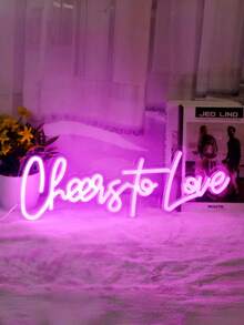 Luces de neón decorativas de colores, letreros LED, alimentados por USB, portátiles y fáciles de usar. Las frases opcionales incluyen "Feliz Navidad", "Amor", "Feliz Cumpleaños", "Vamos a Festejar", "Cásate Conmigo", "Bebé", "Niño o Niña", "Brindemos por el Amor" y talla grande. - Multicolor - Ver 33