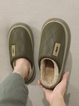 男士个性化沙发拖鞋，新款防水PU软底毛绒包头拖鞋，纯色室内/室外EVA舒适保暖拖鞋