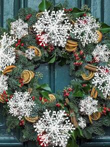 30 pièces de flocons de neige en plastique blanc artificiels pour la décoration de fête de Noël, anniversaire, festival. Ensemble d'ornements pour sapin de Noël - décorations suspendues de flocons de neige pour les célébrations de Noël et du Nouvel An, sans alimentation électrique nécessaire