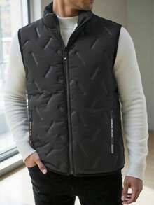 男士保暖羊羔绒背心，拉链前襟休闲无袖外套，适合秋冬季节穿着，抓绒材质