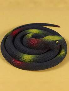 1pc Realistic Soft Rubber Snake Prop, Vivid Patterned Python Design, Scary Animal Snake Toy, Flexible & Washable, Halloween Party Gag Gift, Christmas Present