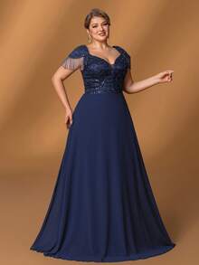 Faeriesty Mosy Plus 新娘母亲礼服:优雅雪纺晚礼服,饰有串珠亮片和鱼鳞刺绣 - 分层流苏肩部、拖地长裙和深 V 形后背,适合婚礼、红毯活动、正式晚宴和戏剧表演 - 藏蓝色 - 查看 8