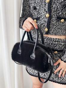 El tipo de bolso preferido para los bolsos de mujer son los nuevos bolsos de lujo de felpa de las señoras en otoño e invierno de 2025. Los bolsos y bolsos con textura japoneses y coreanos son diseños retro y de nicho. Es la mejor opción para enviar a una novia, ir de compras, el campus universitario y regalar en otoño e invierno.