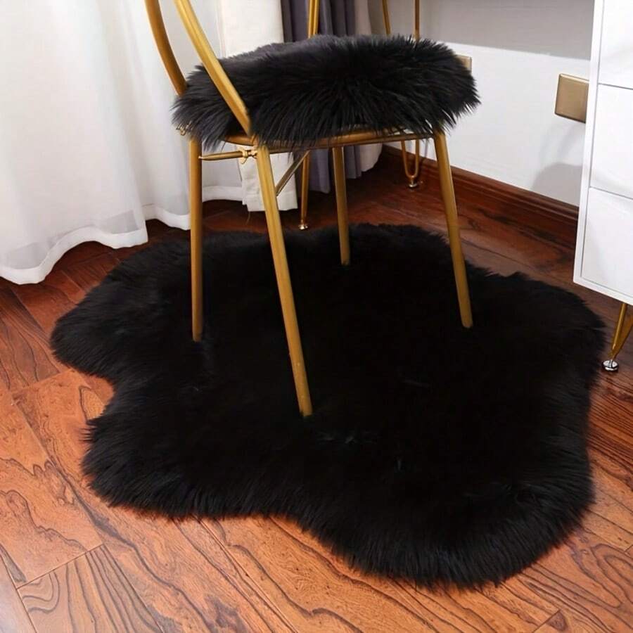 1pc Cloud-Shaped Black Faux Wool Rug - Modern Minimalist Design, Suitable For Living Room, Bedroom And Home Decor - Soft Plush Surface With Rubber Backing, Machine Washable - Winter Gift, Thick Rug, Autumn/Winter Plush Rug, Thick Carpet, Christmas Decor, Kitchen Rug
