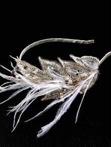 1 szt. Elegancka opaska z piórami, ozdoba do włosów, ozdoba ślubna, wianek kwiatowy na ceremonię, występ, imprezę, odpowiednia na festiwal, Dzień Matki, Miesiąc Dumy, powrót do szkoły, Wielkanoc i inne święta, opaska do włosów, obręcz do włosów