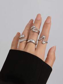 4pcs/Set Vintage Geometric Open Circle Asymmetric Ring Set, Charming Women Jewelry, Suitable For Party And Daily Wear