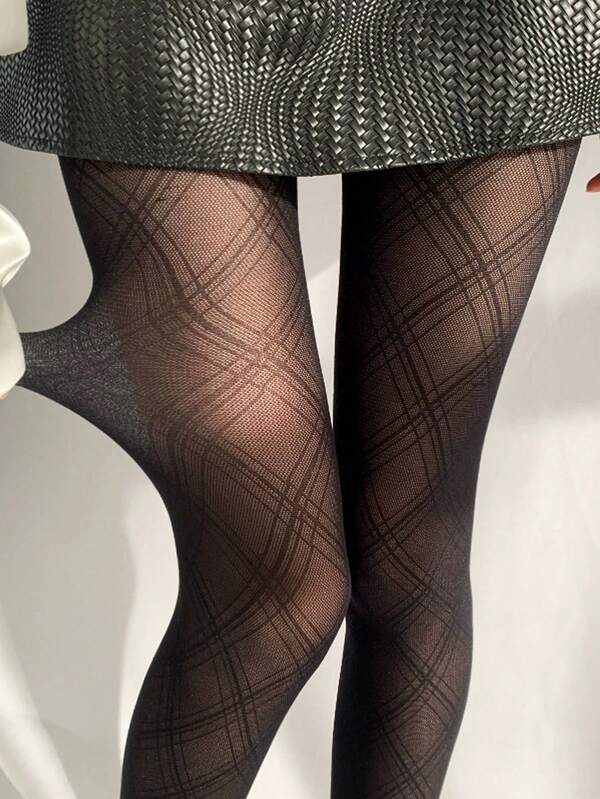 1pc Sexy Women's Semi-Sheer Black Thigh High Stockings, Thin Fishnet Sexy Garter Stockings For Summer, Suitable For Parties And Festivals