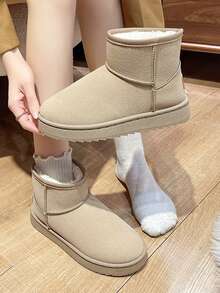 2025冬季新款女童厚底雪地靴，加厚内里，短靴筒，防滑冬鞋