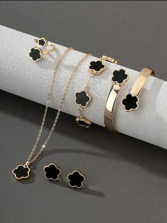 6pcs/Set Lucky Clover Design Bracelet, Necklace, Earrings, Bangle And Ring Set, Delicate And Fashionable Jewelry Gift Set For Teenager