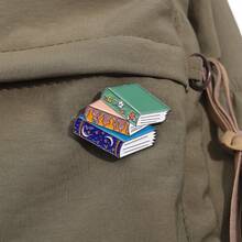 1 Peça Broche de Metal em Formato de Livro Cartoon, Versátil para Roupas, Mochilas, Festas, Presentes