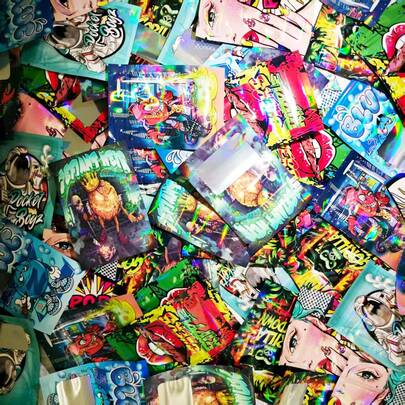 100pcs Resealable Zip Lock Mylar Bags,Transparent Window Food Storage Bags,Candy Bags,Gummy Bags,Aluminum Foil Bags,Party Gift Packaging Bags,Pack Holographic Resealable Bag Zipper Food Storage Aluminium Foil Mylar Smell Proof Plastic Bag Plastic Flat Packaging Pouch For Party Favor Food Candy Jewelry Lip Gloss