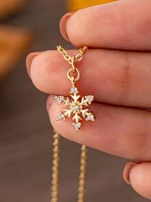1 Pc Snowflake Pendant Necklace With Crystal Accents, Winter Holiday Snowflake Holiday Jewelry Gift Set For Women & Girls