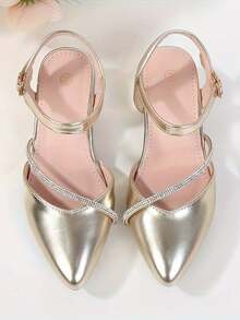 2025新款休闲时尚厚底凉鞋，适合青少年、大学生，春夏皆宜，四季皆可穿着