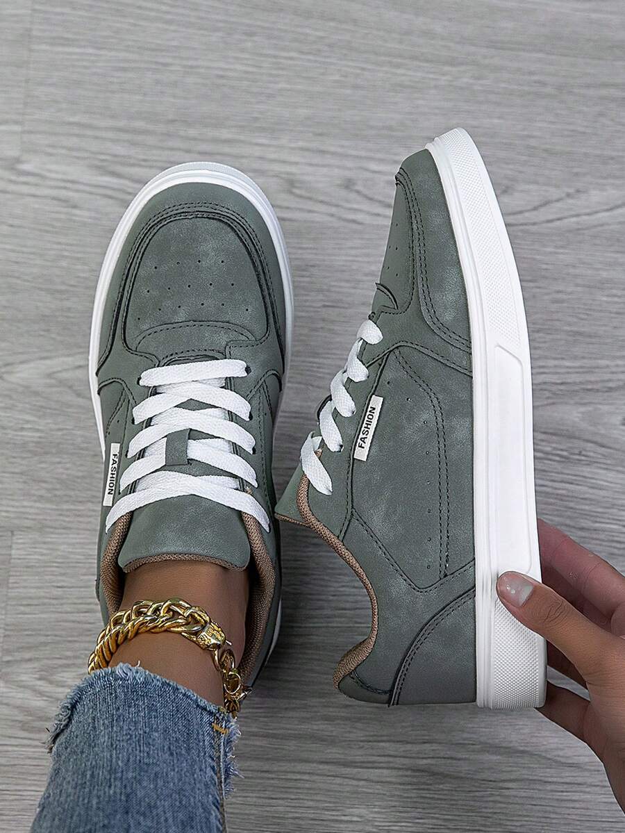 女士休闲鞋,女士运动鞋,时尚小白鞋,街头女鞋,轻便滑板鞋,女士低帮鞋 - 軍綠色 - 查看 1