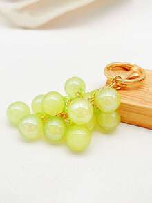 2件树脂透明串珠葡萄吊坠新款创意学生书包装饰钥匙扣礼物，装饰配件水果装饰包链吊坠书包延长器替换延长链带链吊坠紫水晶葡萄保护套吊坠新款创意学生书包装饰钥匙扣礼物， - 彩色 - 查看 12