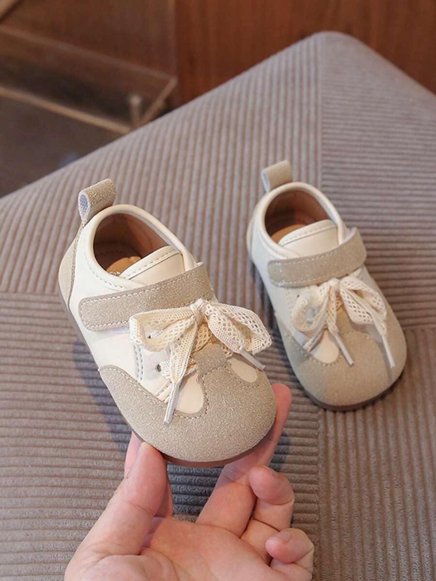 韩版女宝宝皮鞋，防滑软底婴幼儿休闲乐福鞋 - 米色 - 查看 1