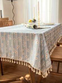 1 szt. Prostokątny obrus w stylu wiejskim z białymi stokrotkami i frędzlami, uniwersalny do codziennego użytku, na święta, urodziny, imprezy, spotkania rodzinne, pikniki, stoły obiadowe, do kuchni, wystroju wnętrz, na każdą porę roku - Niebieski - Zobacz 3