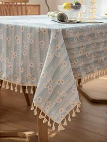 1 szt. Prostokątny obrus w stylu wiejskim z białymi stokrotkami i frędzlami, uniwersalny do codziennego użytku, na święta, urodziny, imprezy, spotkania rodzinne, pikniki, stoły obiadowe, do kuchni, wystroju wnętrz, na każdą porę roku - Niebieski - Zobacz 9
