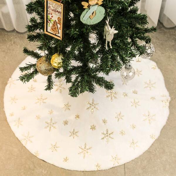 1PC White Fabric Christmas Tree Skirt, Circular Christmas Tree Carpet, Silver Glitter Fluffy Carpet, Suitable For Christmas Holiday Decoration Best Gifts Birthday Home Decor Christmas Decorations Room Decor Winter
