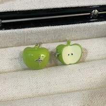 1 Piece Sweet Cute Green Apple Ear Clips Glazed Rhinestone Craft Elegant Jewelry Accessory Mother's Day 2026 Best Mom Unique Sentimental Heartfelt Thank You Mom Gift For Mom Grandma Mommy Mum Mothers Day Surprise Gift Mothers Day Jewelry Home Decor Accessories Women Girls Teens Daily Party Wear - 耳環 - 查看 3