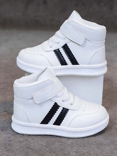 1 Pair Kids' Solid Color Faux Leather Contrast Design Flat Outdoor Casual Mid-Top Sneakers, Suitable For Autumn