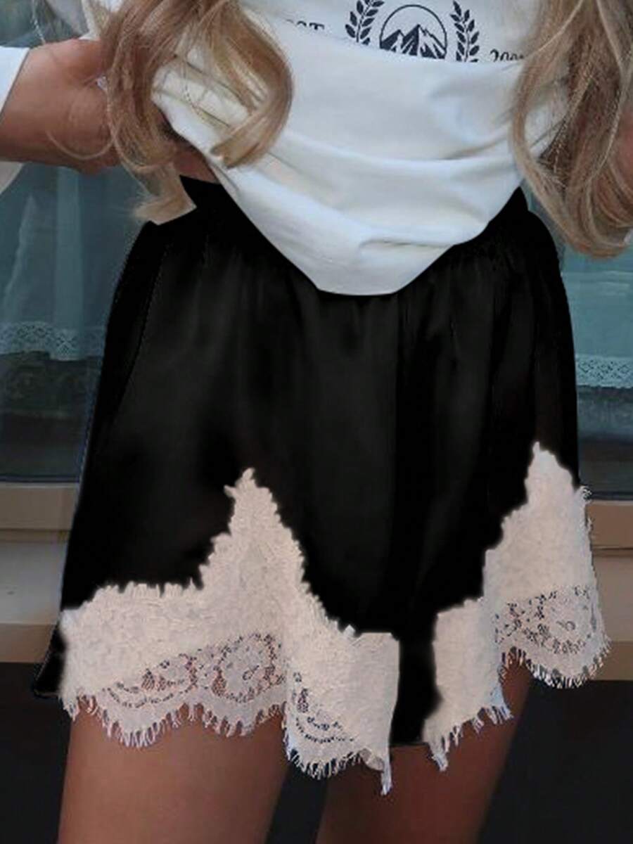 Women Satin Silk Lace Trim Shorts Floral Patchwork Silky Slip Shorts Comfy Pajamas Bottoms Satin Pettipants - 黑色 - 查看 1