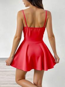 Vestido Short con Tirantes Delgados y Drapeado Cruzado al Frente. - Rojo - Ver 3