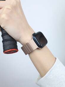 1Pc Men Women Magnetic Watch Band Compatible With Apple Watch Band Compatible With Apple Watch 42mm 38mm 40mm 41mm 44mm 45mm 46mm 49mm Fashion Smart Watch Replacement Watch Strap For Series Ultra2 Ultra SE2 SE 11 10 9 8 7 6 5 4 3 2 1