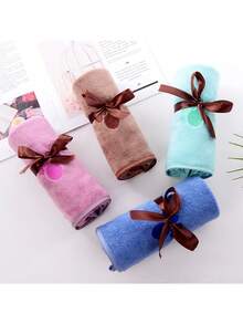 منشفة حيوانات أليفة من 80% بوليستر + 20% نايلون، ماصة وسريعة الجفاف، منشفة استحمام حيوانات أليفة من الميكروفايبر، منشفة تنظيف الكلاب، مزينة بتصميم مطرز