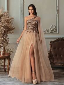 Vestido de Festa de Gala de Champanhe Transparente com Ombro Único, com Corpete Justo Listrado com Contas e Capa - Vestido de Baile Formal com Fenda Alta, Adequado para Ocasiões de Luxo - Caqui - Visão 5