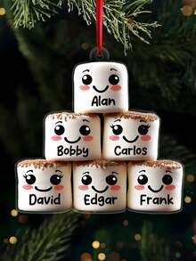 1 pièce Ornement de Noël personnalisé en forme de guimauve pour la famille Ornement de Noël souvenir personnalisé avec nom Mignon couple de guimauves Ornement pour enfants, parents, grands-parents Décoration unique Cadeau de Noël 2025 pour la famille, les amis, les couples et les bien-aimés Décorations de Noël Décoration de chambre Décoration d'automne Décorations de Noël Maison Décoration d'automne Maison Décoration de Noël