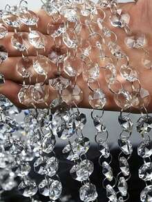 Eleganckie kryształowe koraliki w girlandzie z diamentowymi pryzmatami w kształcie żyrandola – lśniące, przezroczyste, ośmiokątne koraliki akrylowe na Boże Narodzenie, wesele, walentynki – lekki i odblaskowy łańcuch z kamieni szlachetnych do dekoracji centralnych, drzwi i choinek, koraliki do wyrobu biżuterii