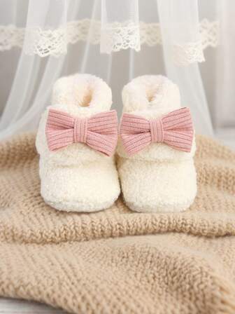 婴儿抓绒短靴 新生儿男女款短靴 防滑新生儿学步鞋 保暖鞋 家居拖鞋 适合男婴和女婴