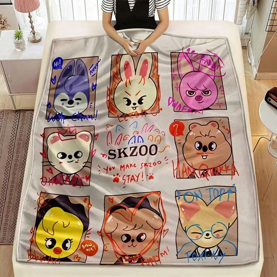 SKZOO Cartoon Character Plush Throw Blanket - Soft Polyester, Vibrant Animal Prints, Preppy Style, All-Season Comfort For Bedding, Travel, Home Decor, Office Use, Picnic Blanket |   Playful Design |   Cozy Texture, Cute Blankets - 混色 - 查看 1