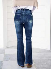 Mid Rise Flared Jeans For Women, Slimming Bootcut Pants With Pockets, Comfort Stretch Denim Trousers Vintage Style - 深色水洗藍 - 查看 6