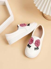 1 Pair New Girls White Sneakers, Children's Sports Shoes, Cute Girls Shoes, White Student Flat Shoes, Casual Breathable Versatile Comfortable, Suitable For Outdoor Sports, Student Campus Shoes