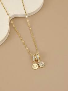 1 件时尚方晶锆石几何不锈钢女士项链，适合日常佩戴，饰有海星、贝壳、足迹、八瓣花、蝴蝶、莲花、八角星、向日葵、硬币徽章、金色珠宝、高品质镀金项链、女士黄金配饰、万圣节礼物、圣诞节礼物 - 硬幣徽章 - 查看 2