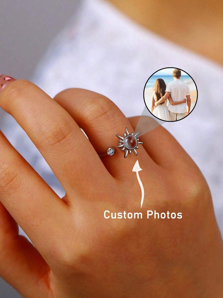 1pc Customized Photo Projection Ring For Women, Charming Personalized Bohemian Style Sunflowers With Picture Projection Ring For Summer Beach Vacation Jewelry, Couple Proposal Ring Wedding Season Gift, Mother's Day Gift For Mom, Thanksgiving Anniversary Commemorative Gift,Adjustable Photo Couple Ring For Your Loved One, Anniversary Gift, Valentine's Day Gift, Memorial Jewelry