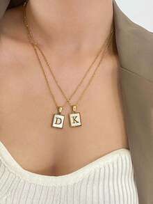 1 Piece Fashionable Stainless Steel Square Pendant Shell. 26 English Letters A-Z, Necklace, Non-Fading, Suitable For Ladies' Daily Wear. - Multicolor - View 4